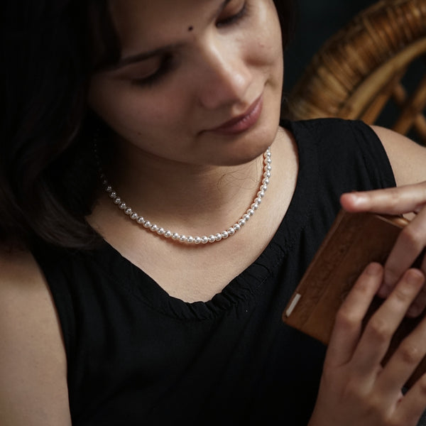 Pearl Beaded Necklace on woman