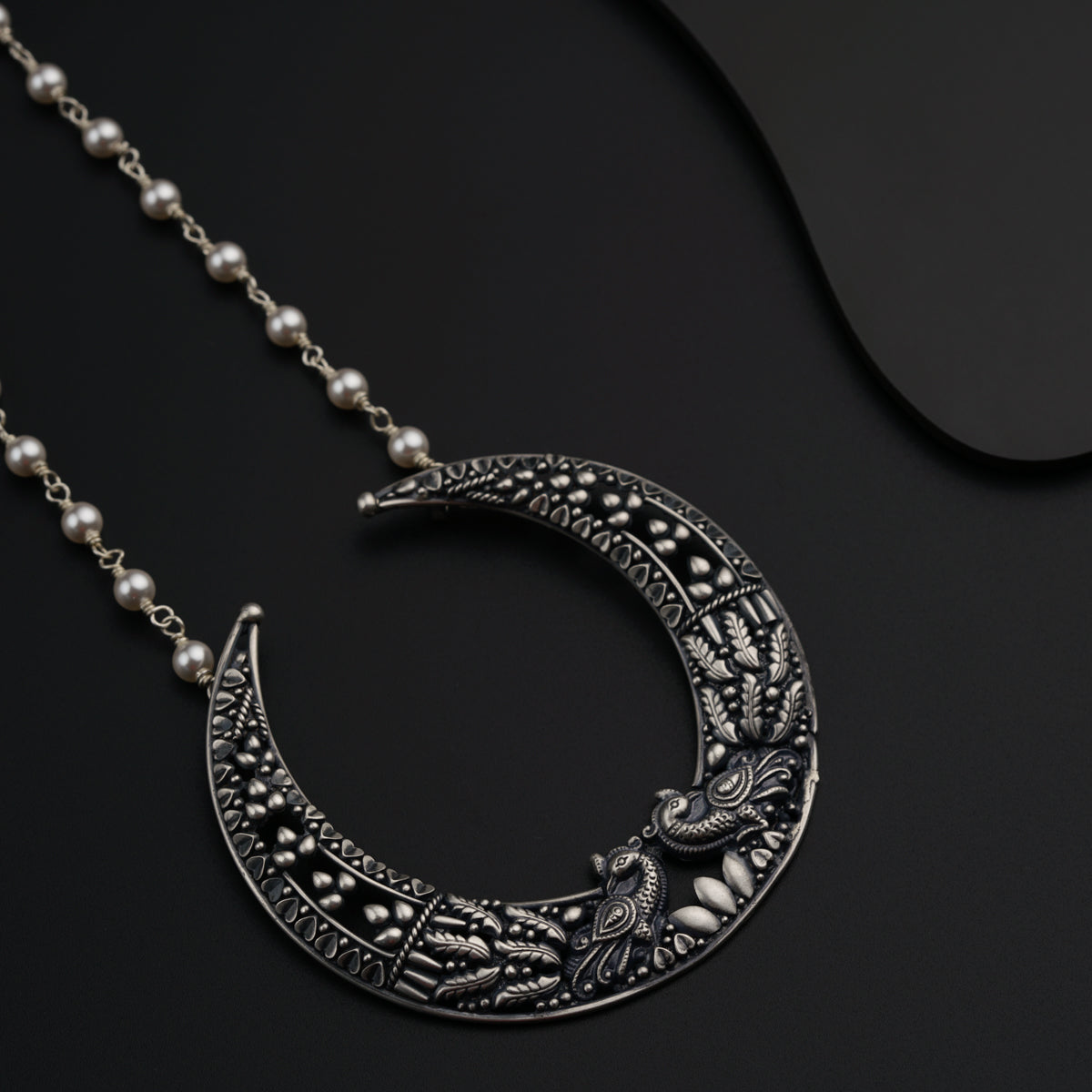 Silver Chaandbali Pearl Necklace