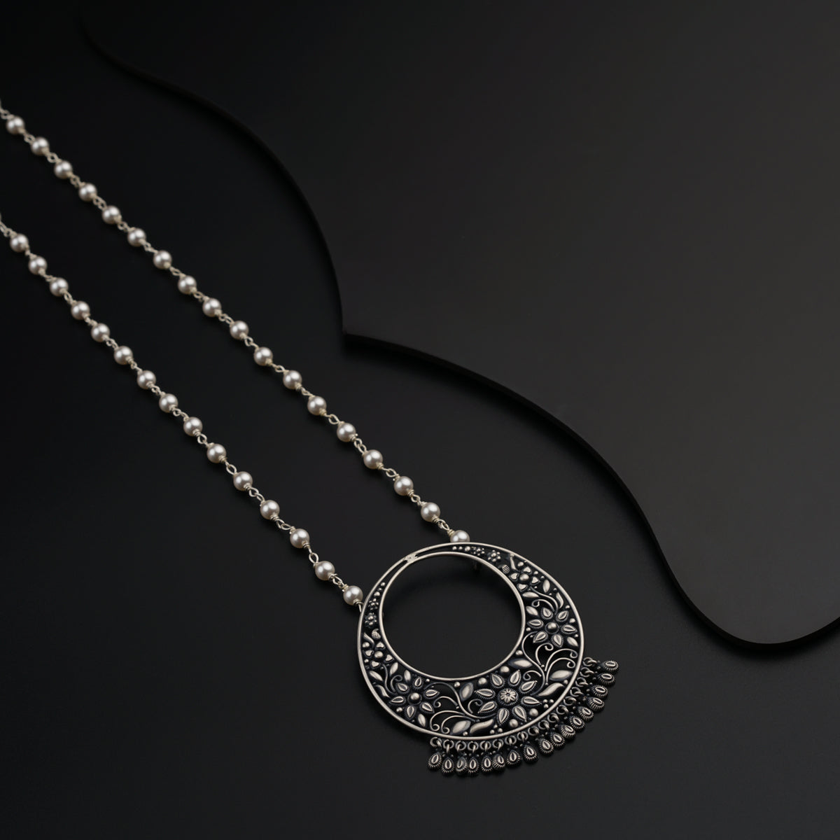 Silver Chaandbali Pearl Necklace
