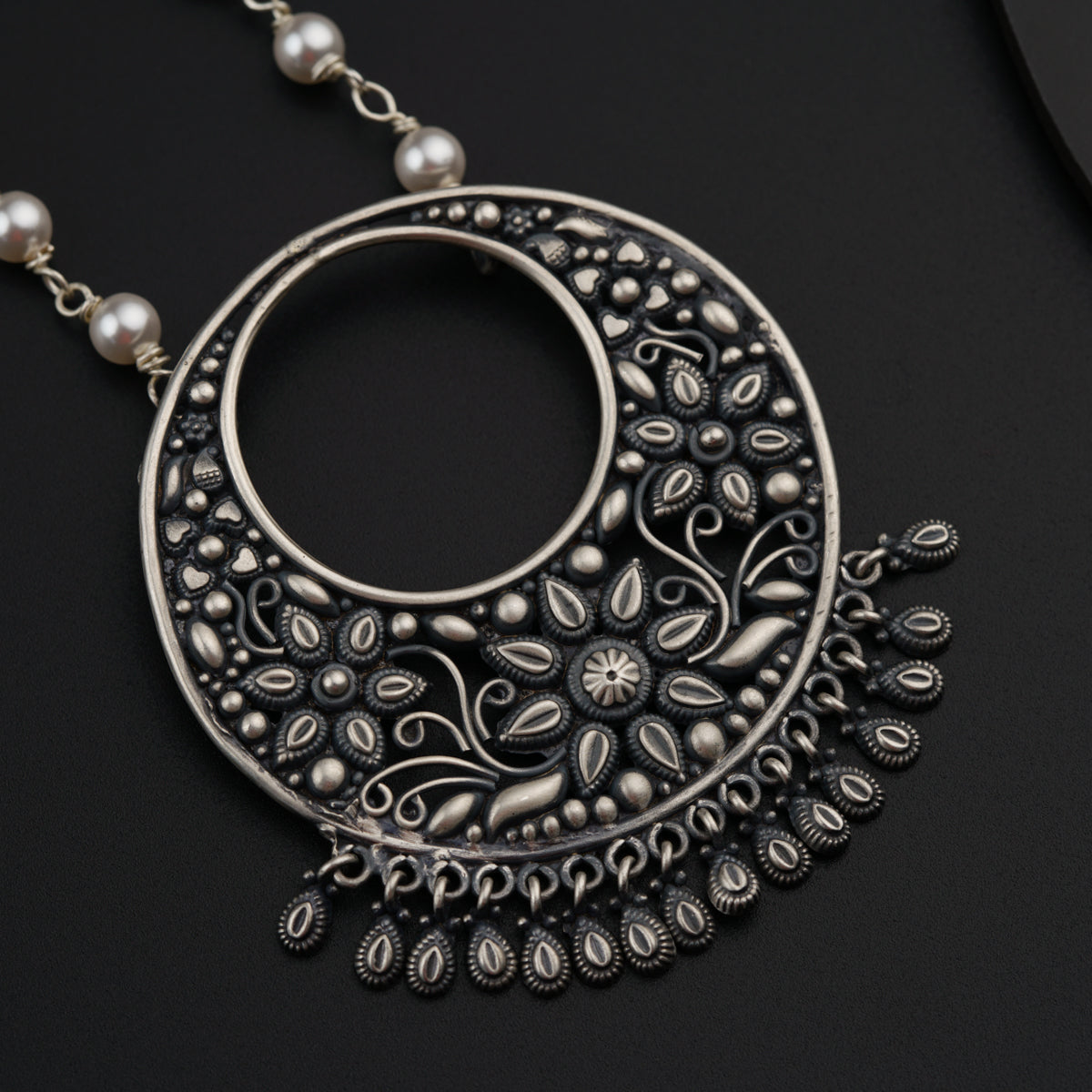 Silver Chaandbali Pearl Necklace