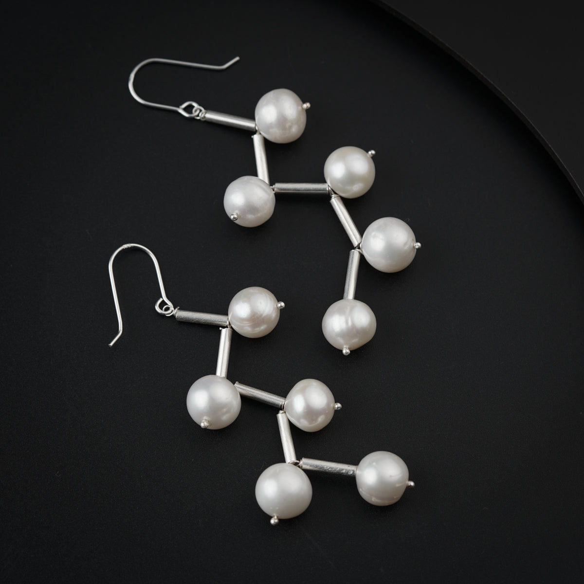Pearl Dangler Earring