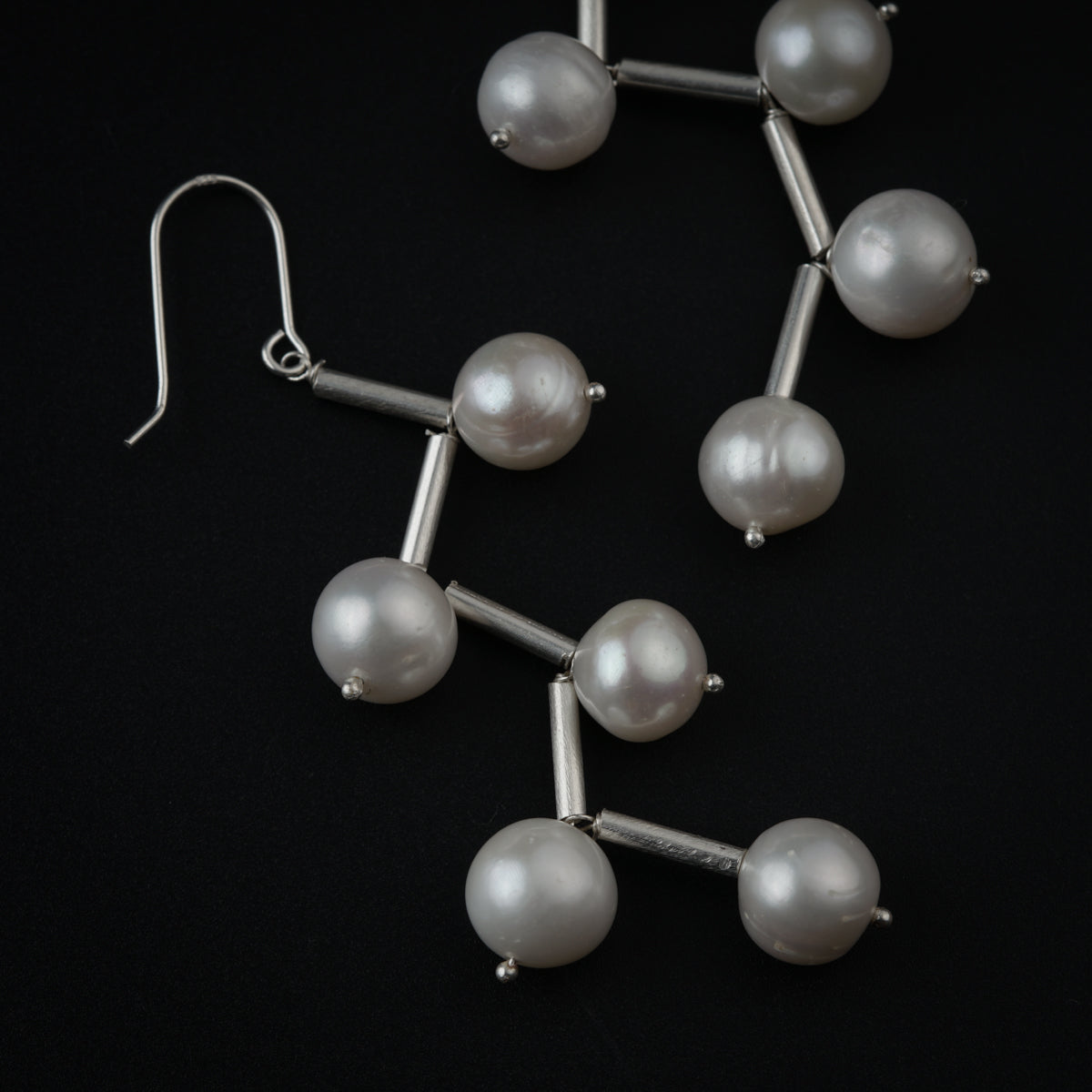 Pearl Dangler Earring