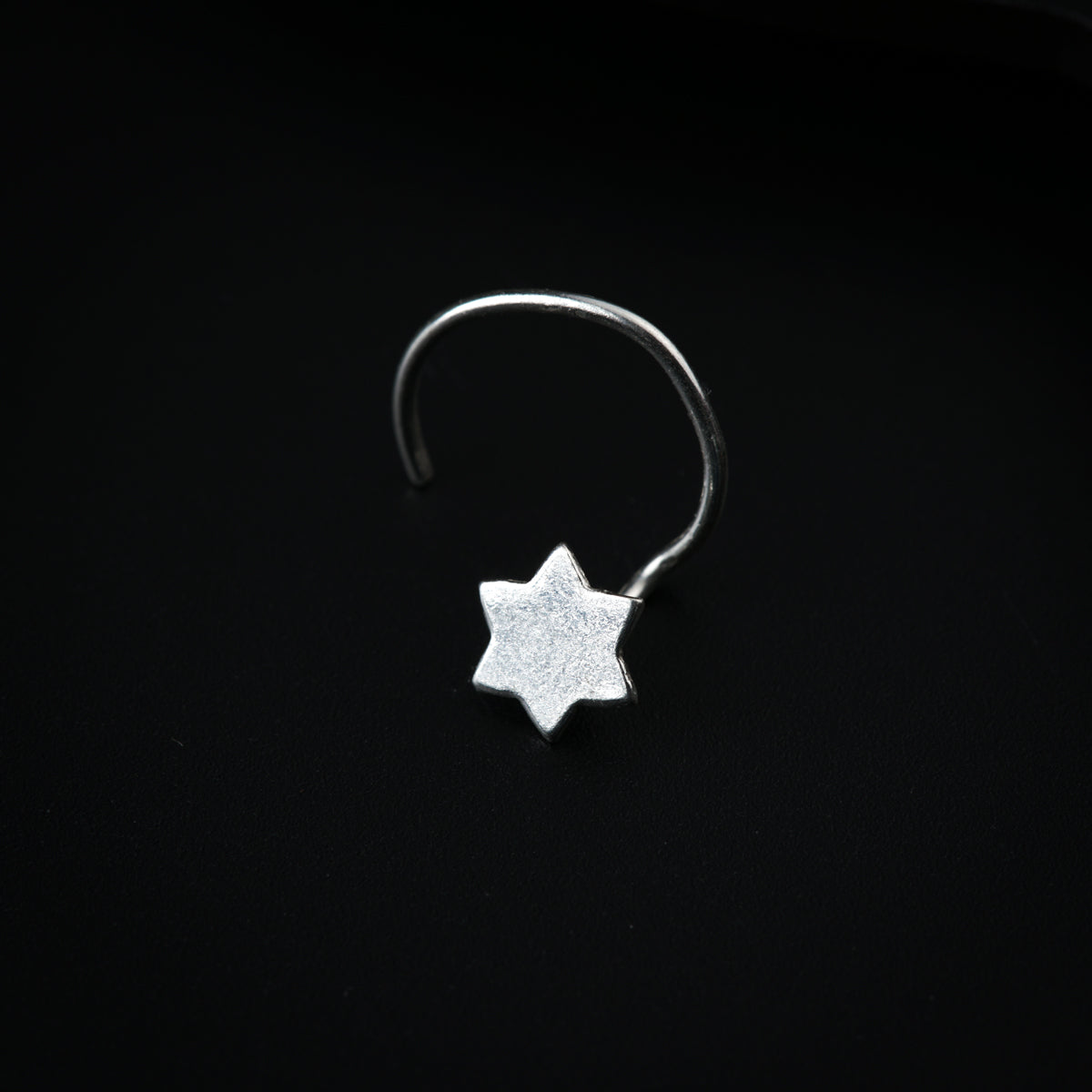 Silver Tiny Plain Star Nose pin