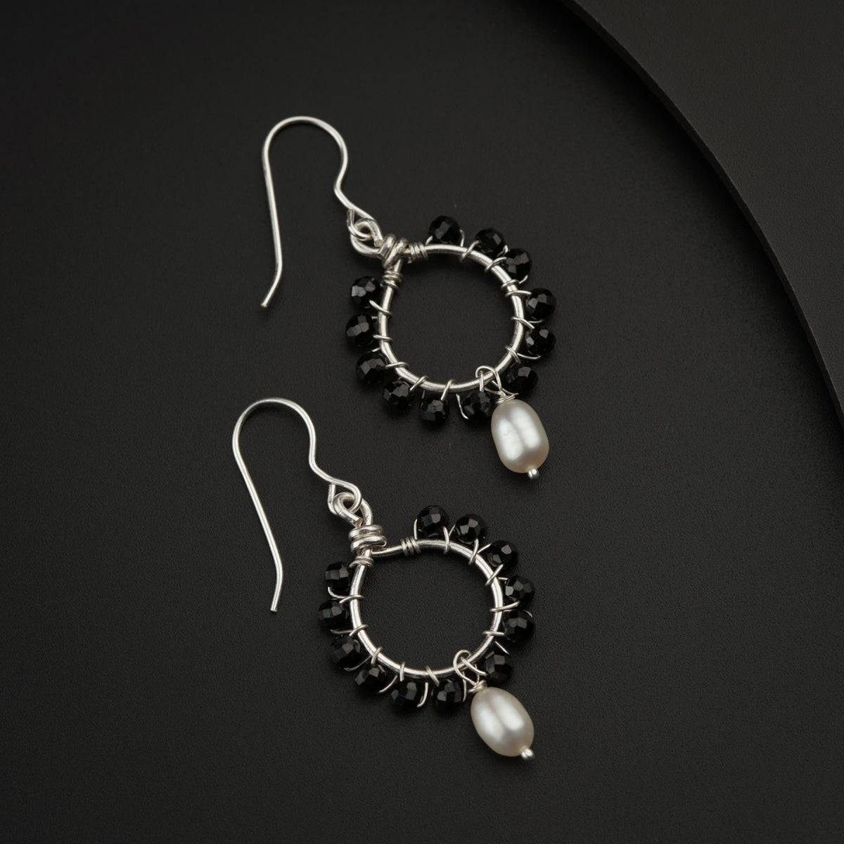Silver Earring with Black Spinel and Pearl