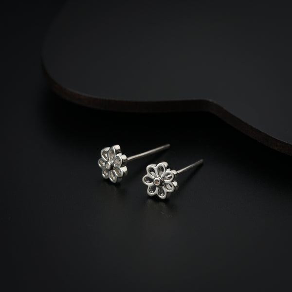 Silver Tiny Flower Earring , great for second piercing !
