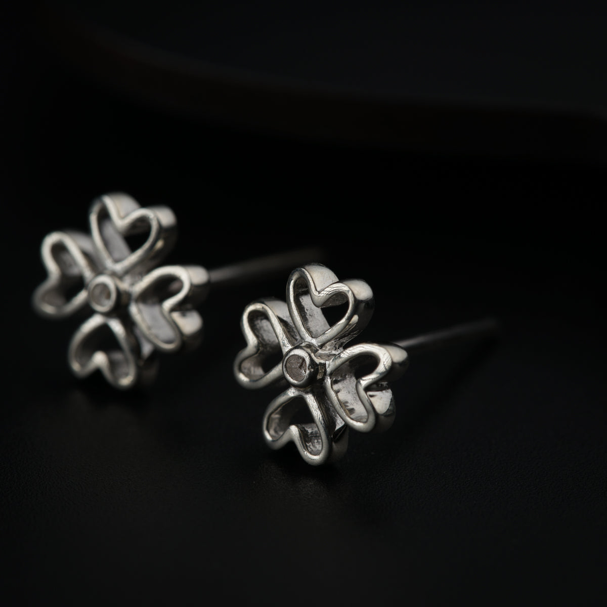 Silver Love Earring