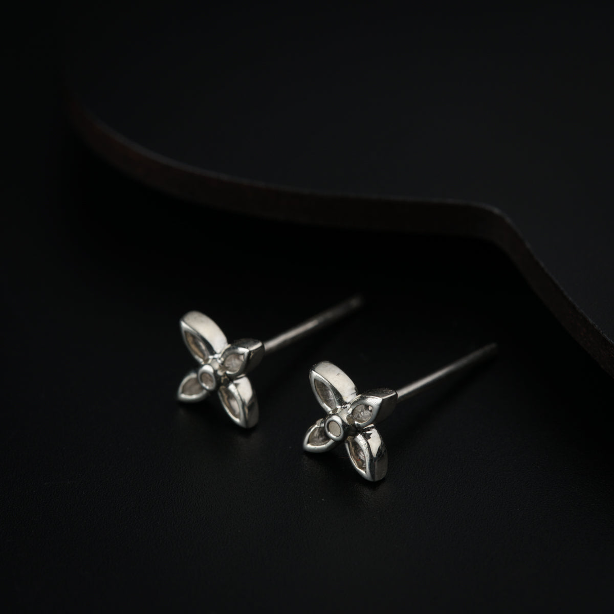 Silver Tiny Flower Earring , great for second piercing !