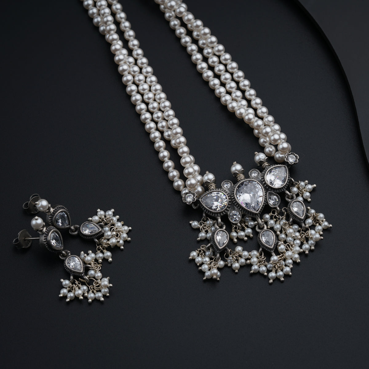 Classic Tanmani Set with High Quality Pearls