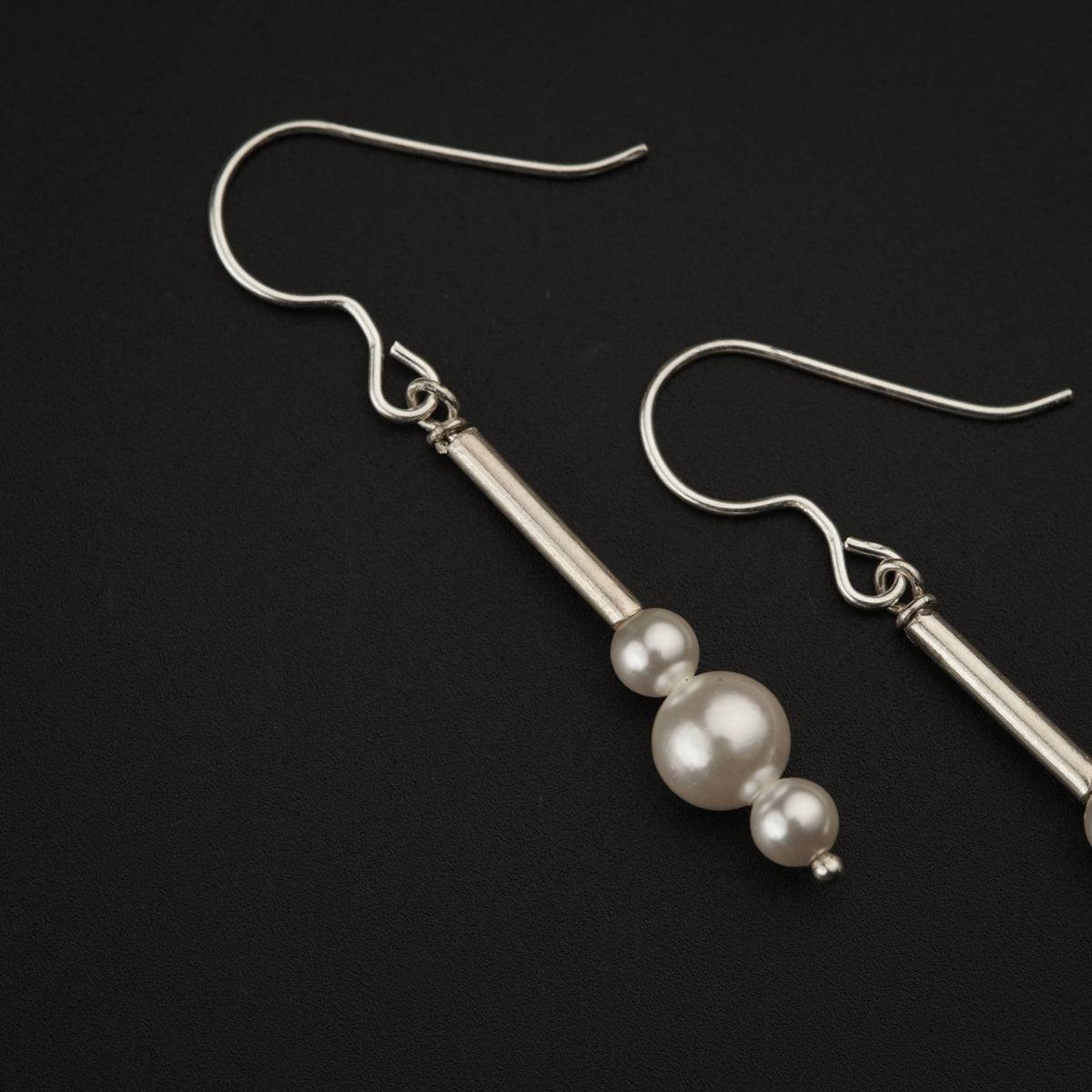 Silver Pipe Dangler with Pearls