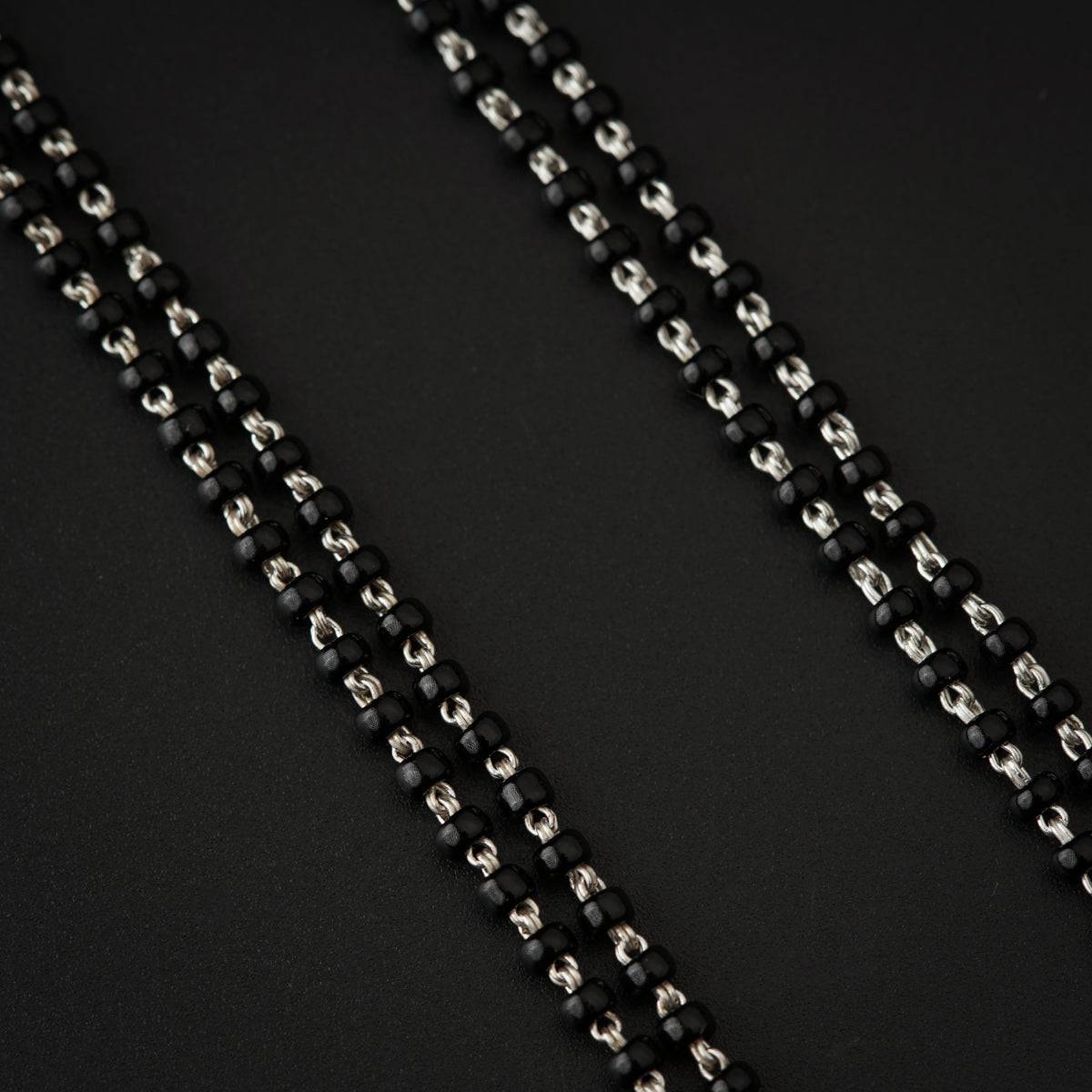 Itihaas Chandrakor Pendant Mangalsutra