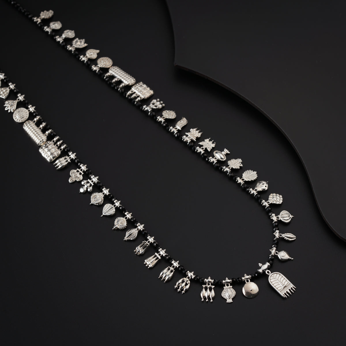 The Aadyaa Saaj (Silver, Black spinel) Short | 92.5 Silver | Shiny Silver Finish