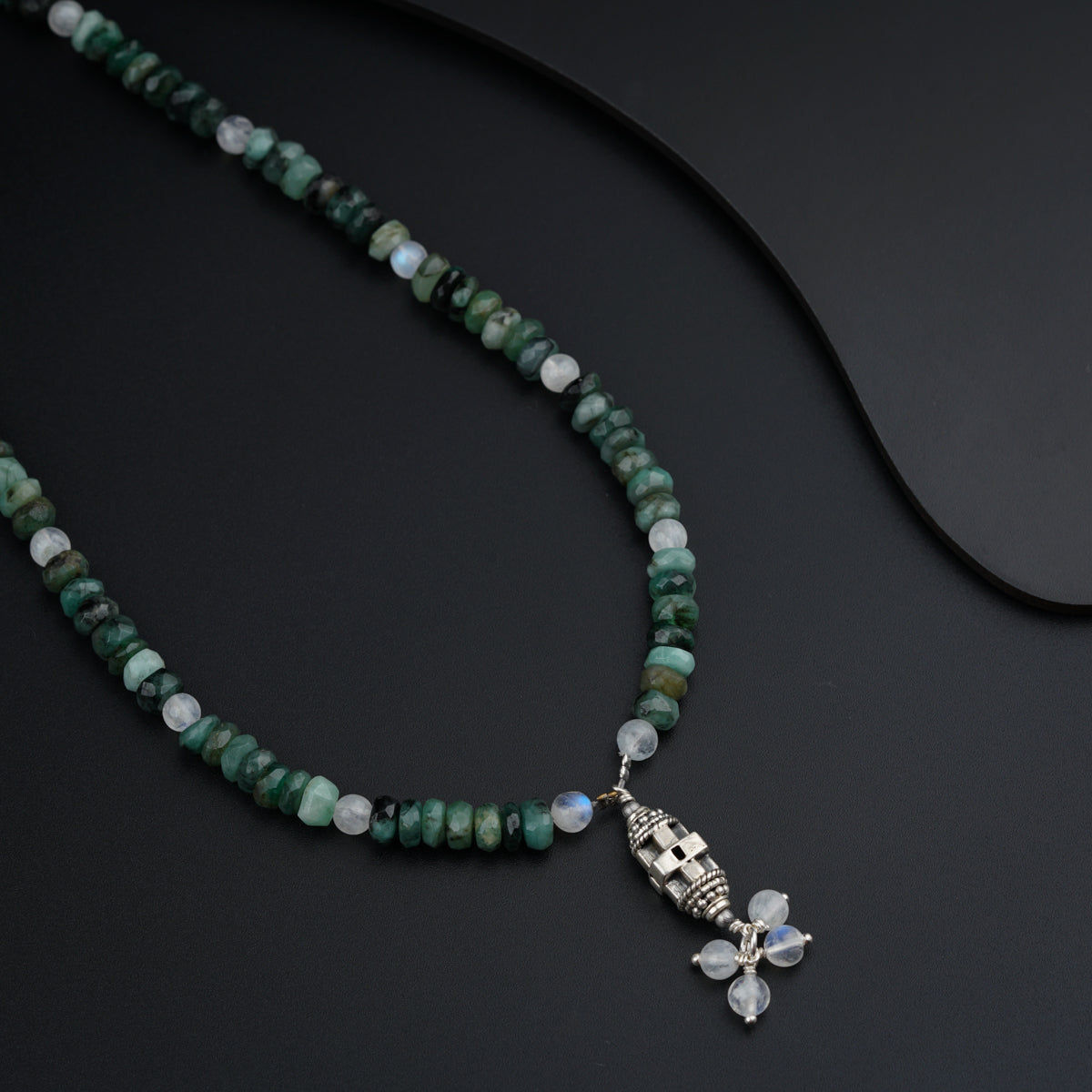 Silver Necklace with Moonstones and Moss Agate