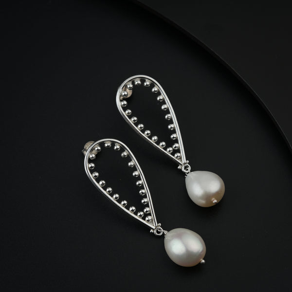 Silver Pearl Drop Earrings