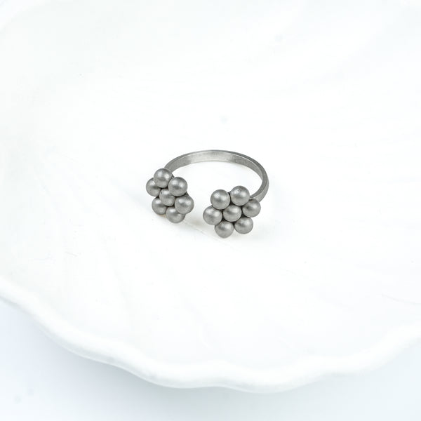 Silver Oxidized Kudi Open Ring - 2 Equal Medium Size Kudi