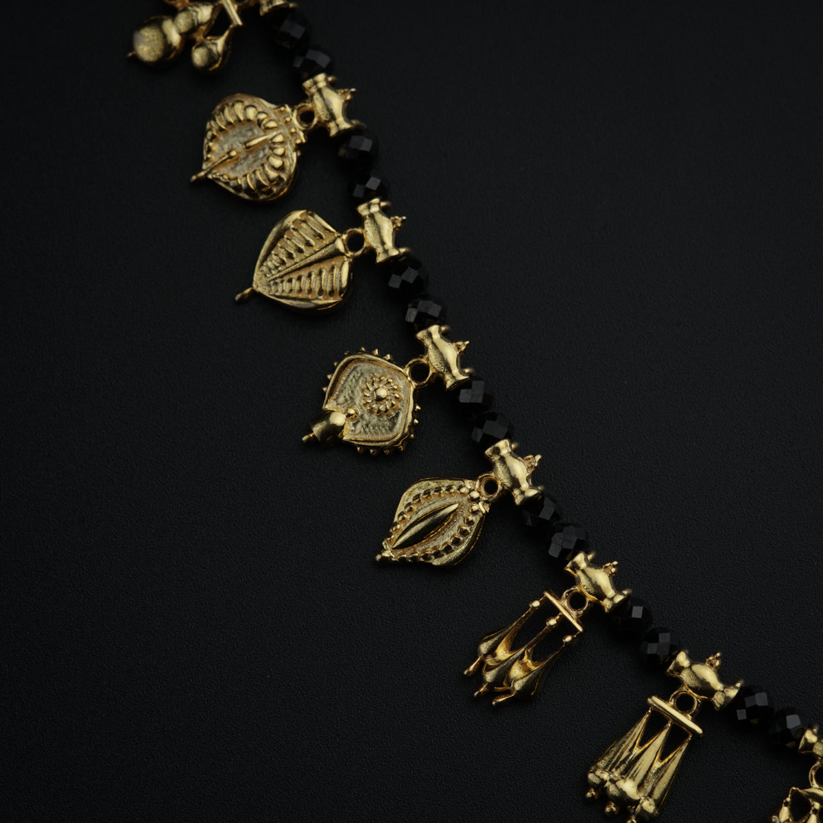 The Aadyaa Saaj (Black spinel) Small |  92.5 Silver | 22K Gold Plated