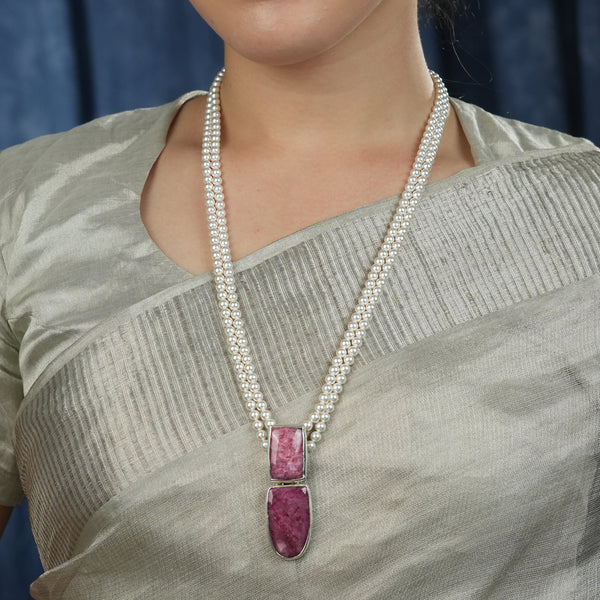 Luxe Necklace – Rhodonite & Pearls