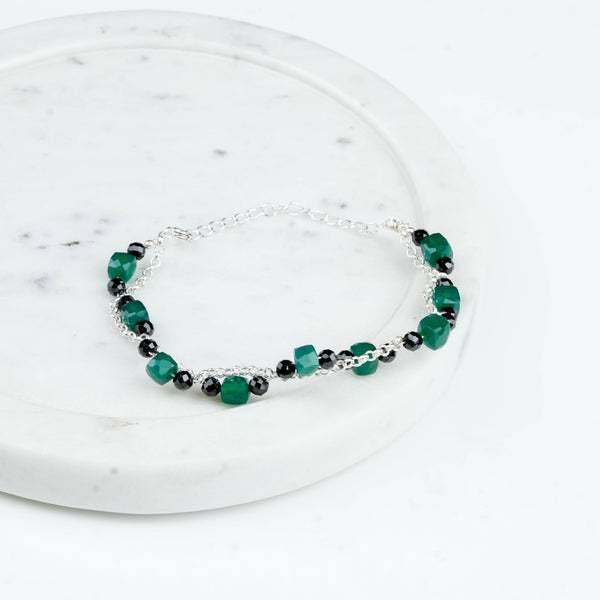 Close-up of Multicolour Stone Bracelet craftsmanship