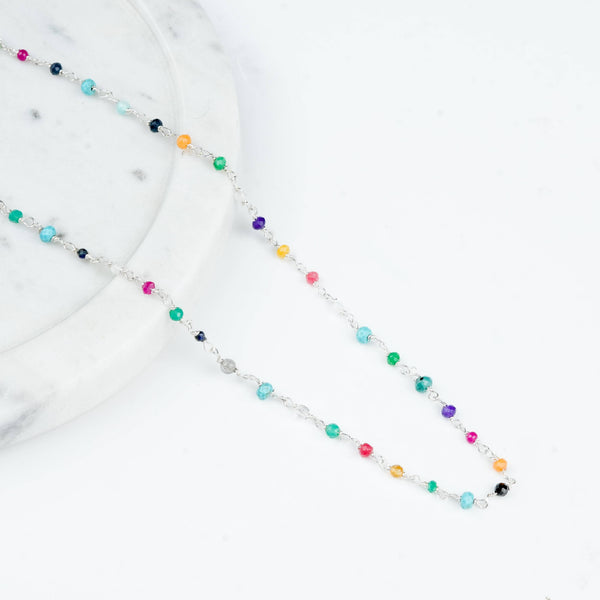 Close-up of Multicolour Small Stone Ganthan Necklace craftsmanship
