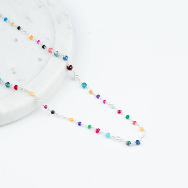 Close-up of Multicolour Small Stone Ganthan Necklace craftsmanship
