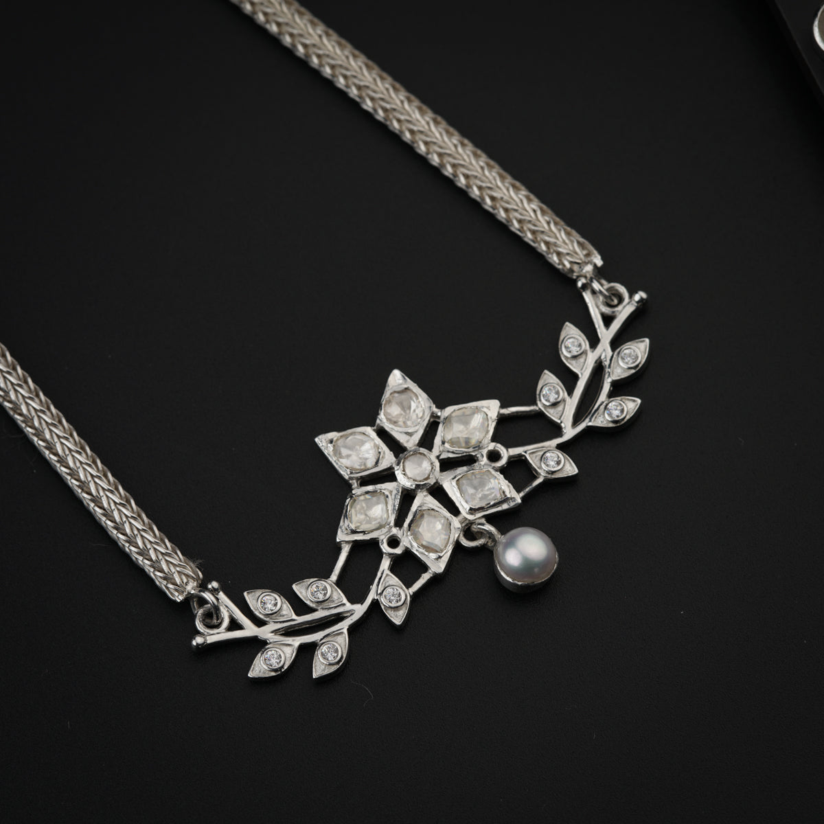 Polki Choker Leaf Silver Set with Pearls (Moissanite)