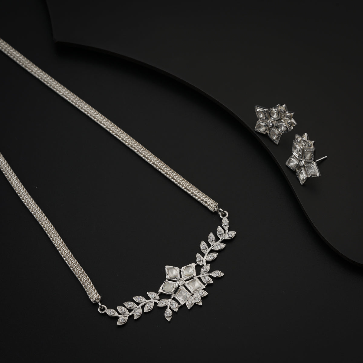 Polki Choker Leaf Silver Set (Moissanite)
