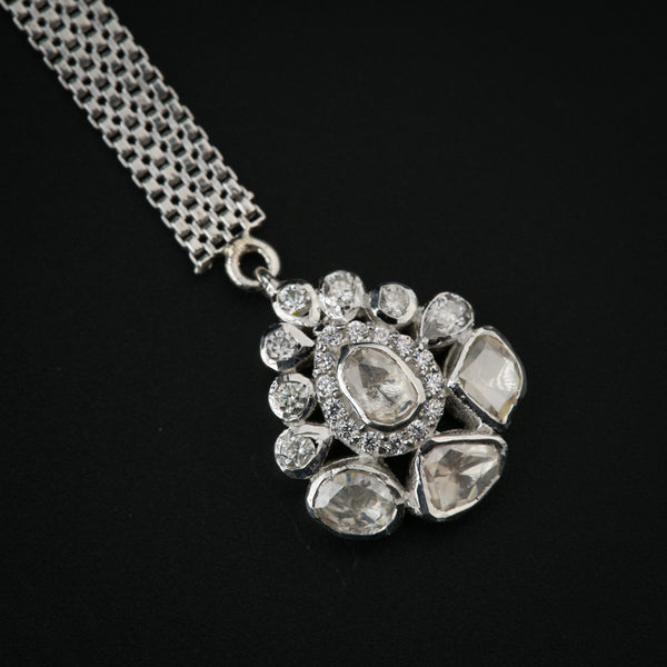 Elegant silver bracelet with Polki and Moissanite stones