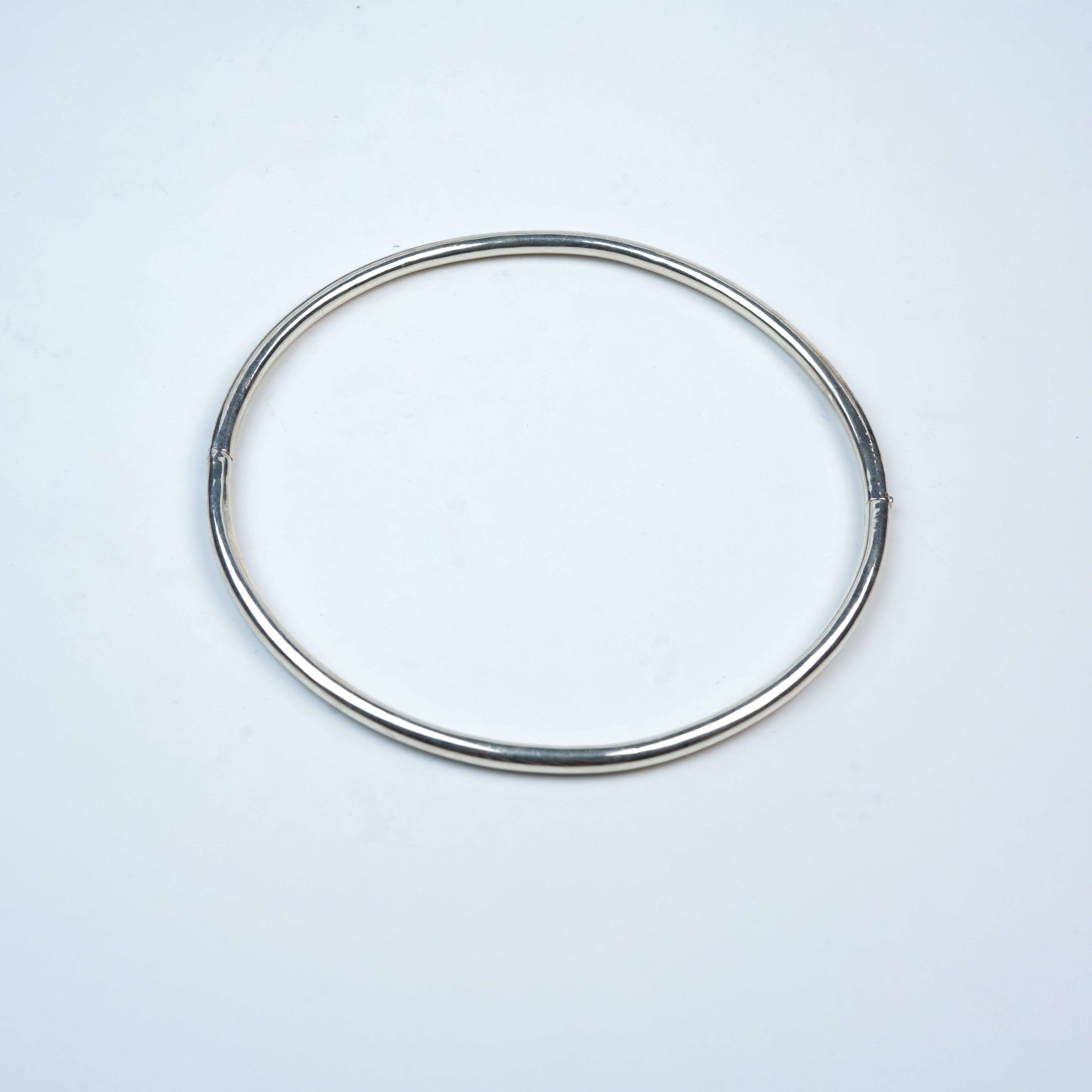 Silver Plain Hasli Necklace