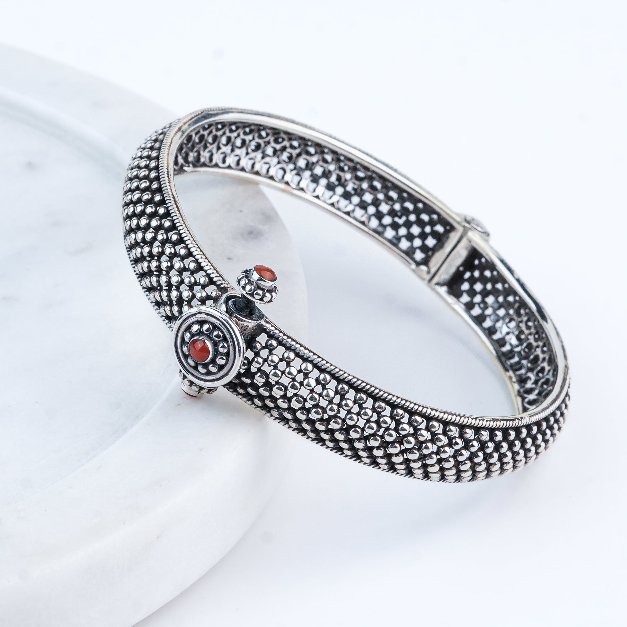 Silver Oxidised Textured Bangle with Red Stone