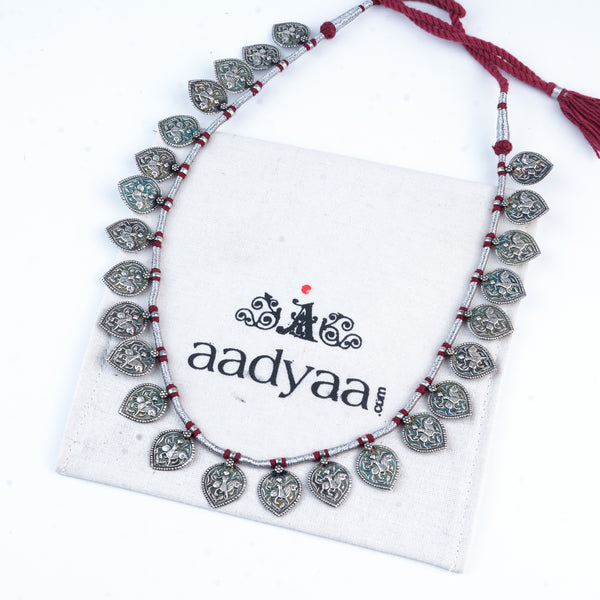 Silver Oxidised Leaf-Shaped Putali Necklace with Red Thread