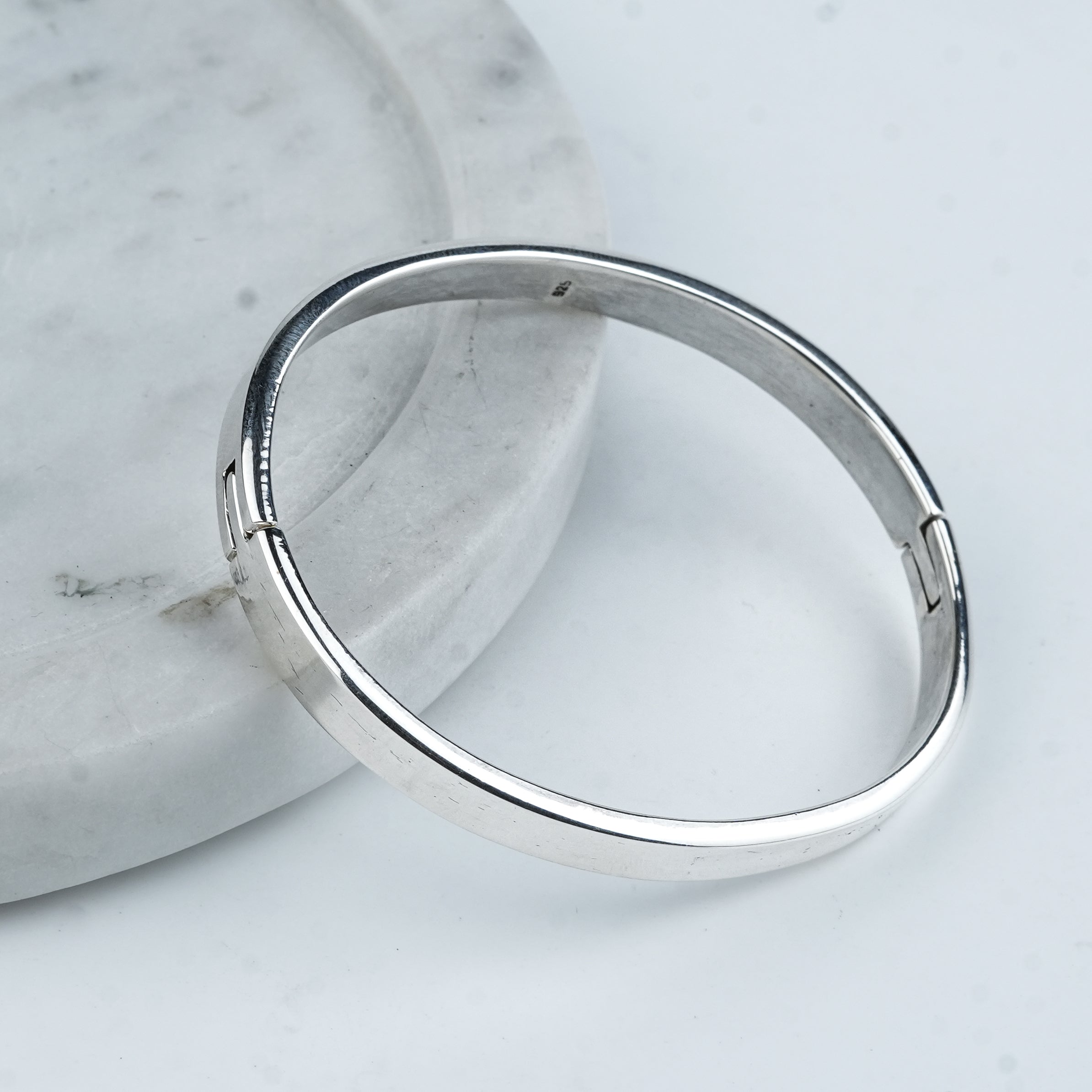 Silver Openable Plain Bracelet