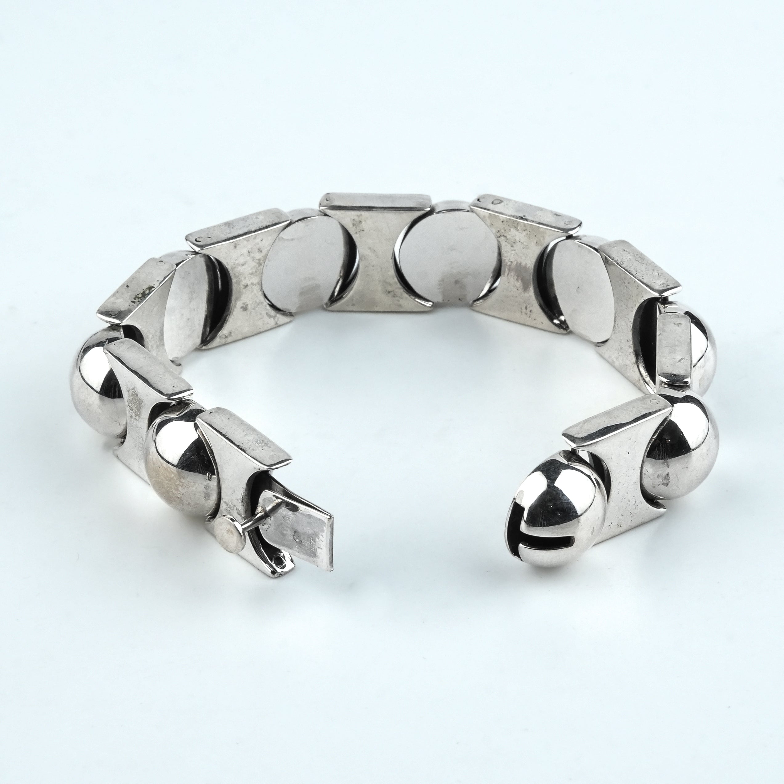 Silver Movable Button Bracelet