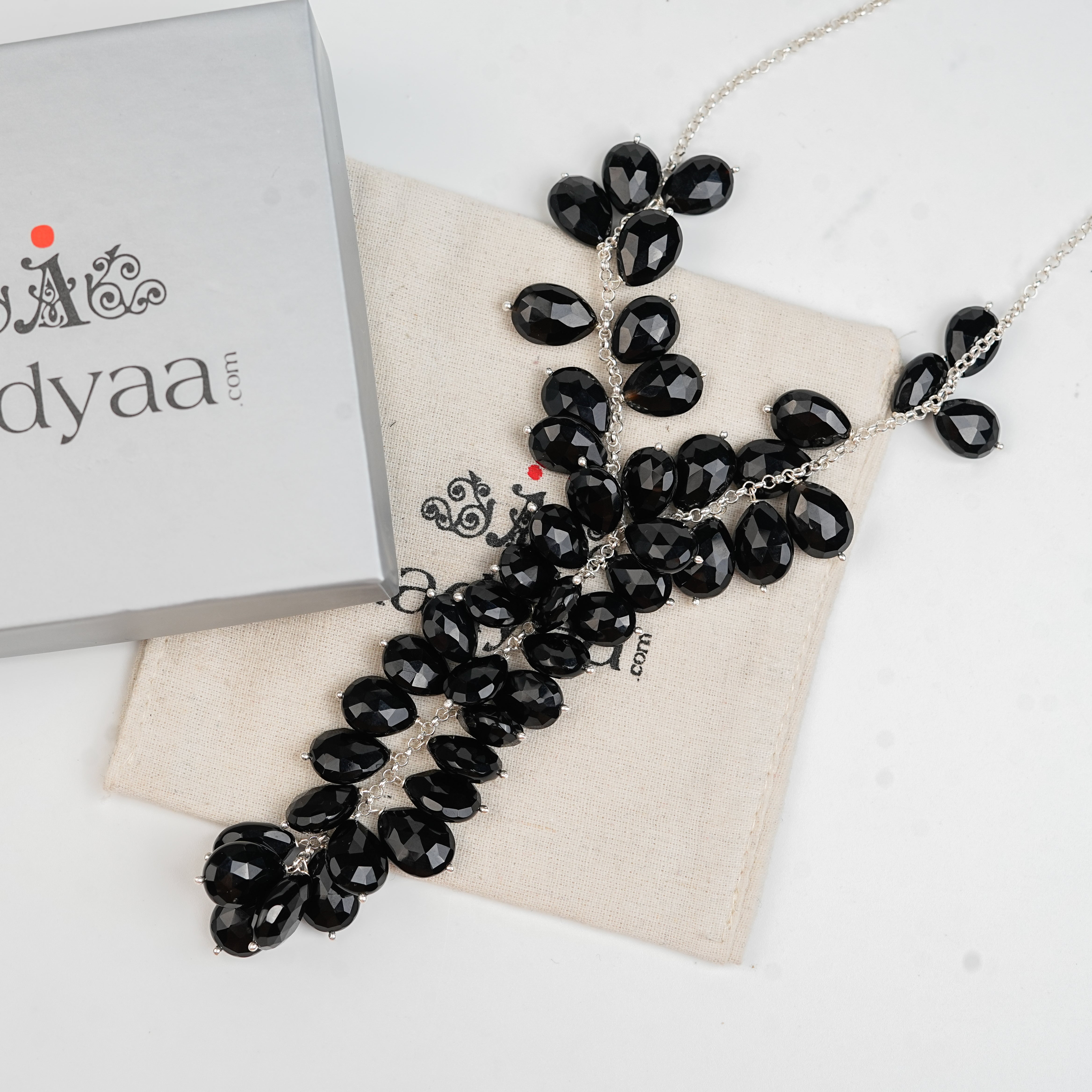 Luxe Necklace - Black Spinel