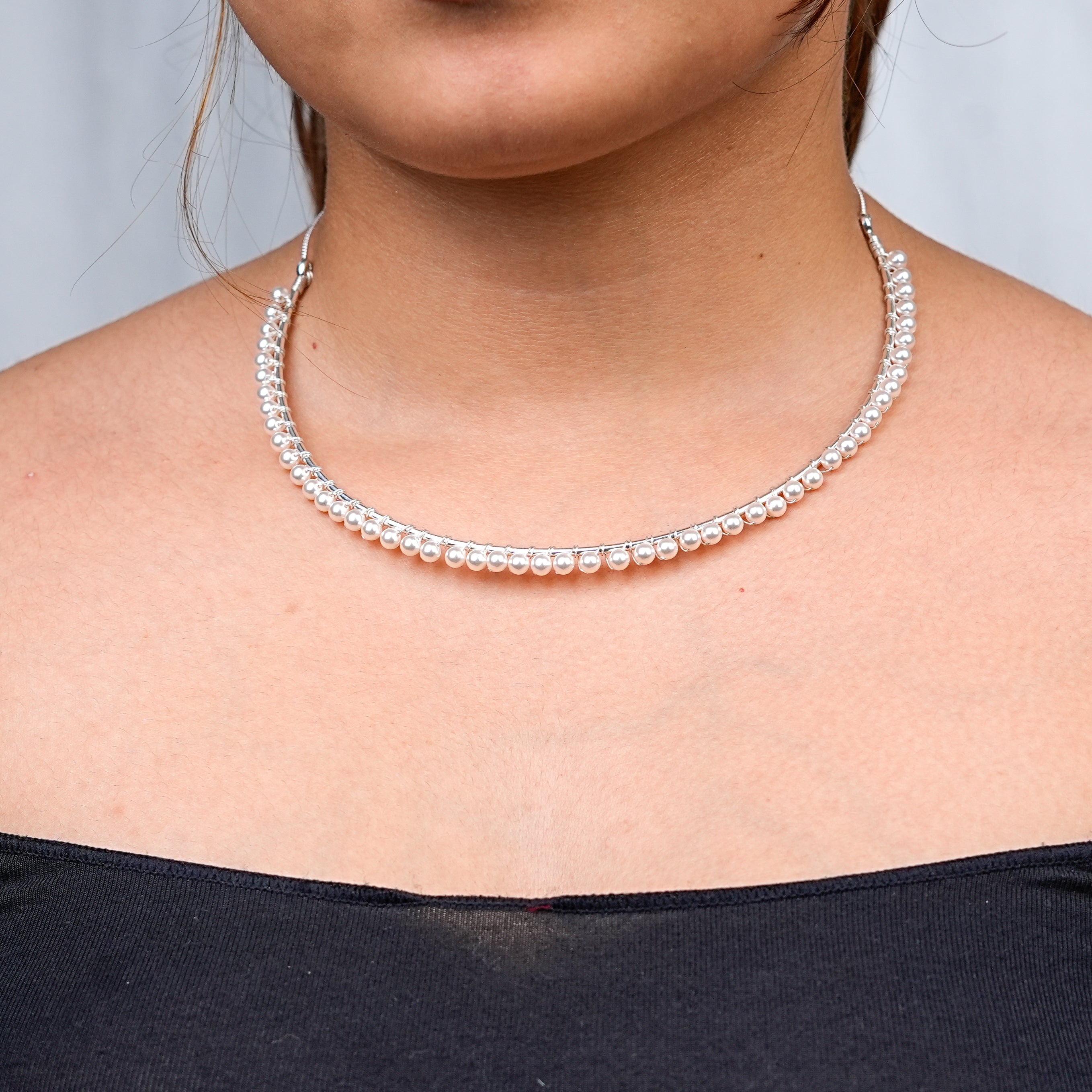 Pearl Collar Choker (Made to Order)