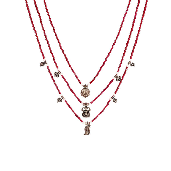 Saaj motif satlada necklace with garnet and moonstone three layered