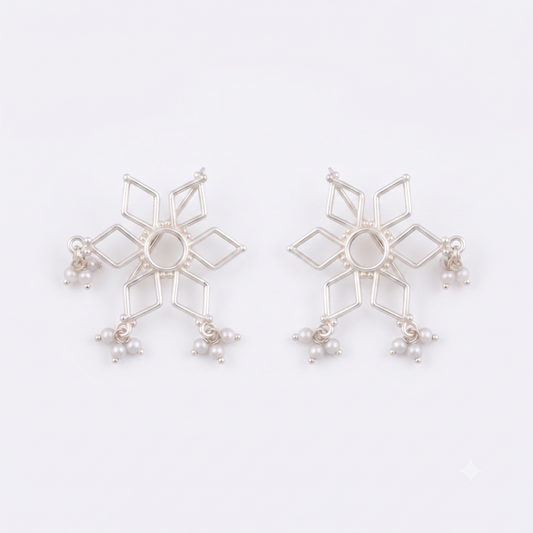 Snowflake Silver Earring with tiny Pearls