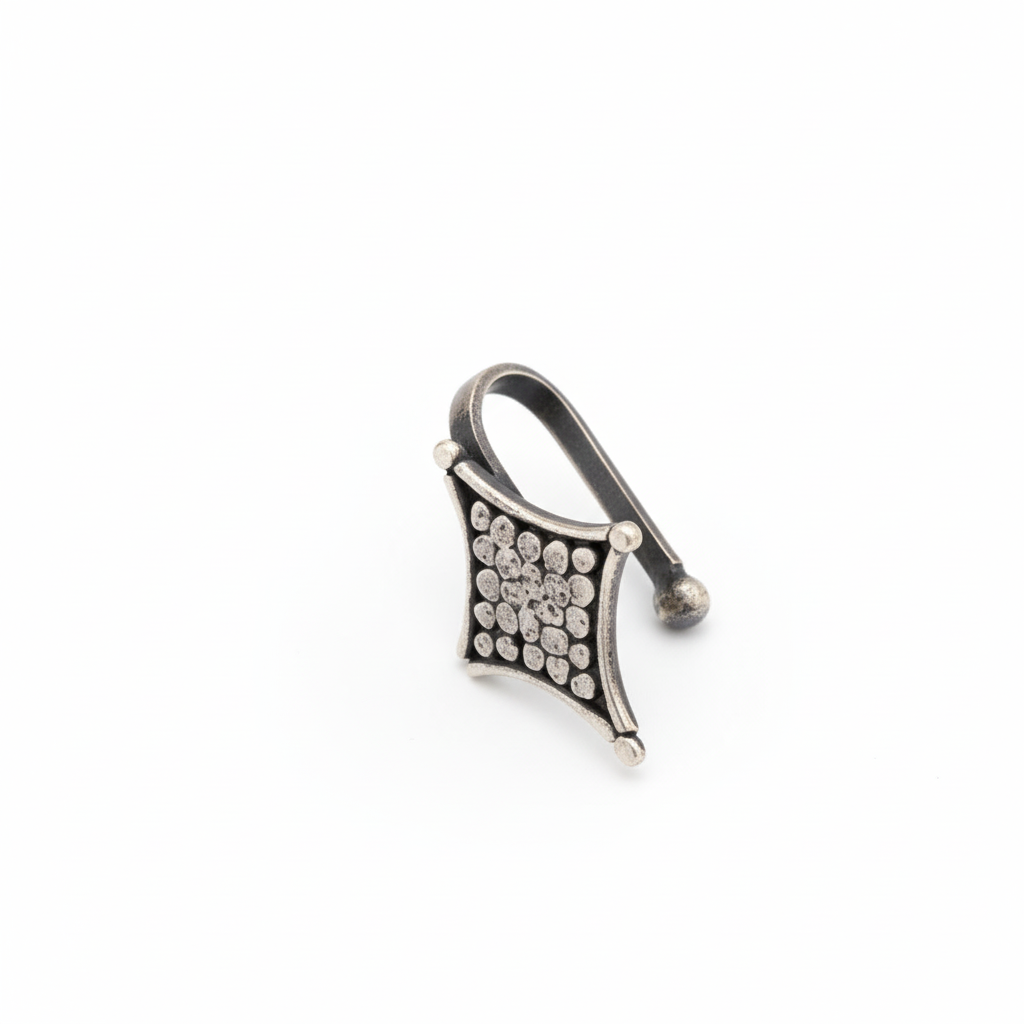Hammered Silver Diamond Shaped Nosepin (Clip on)