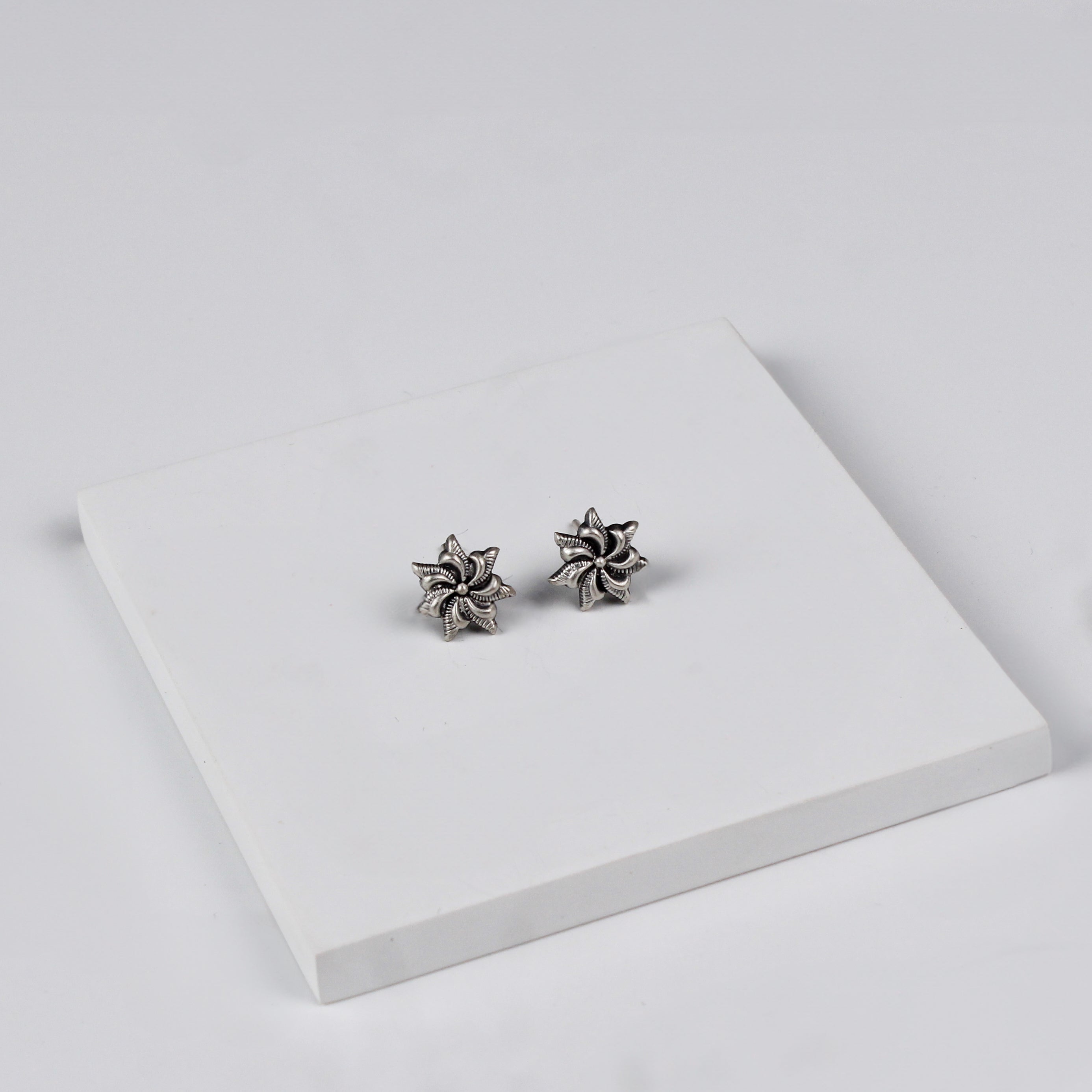Prajakta Studs