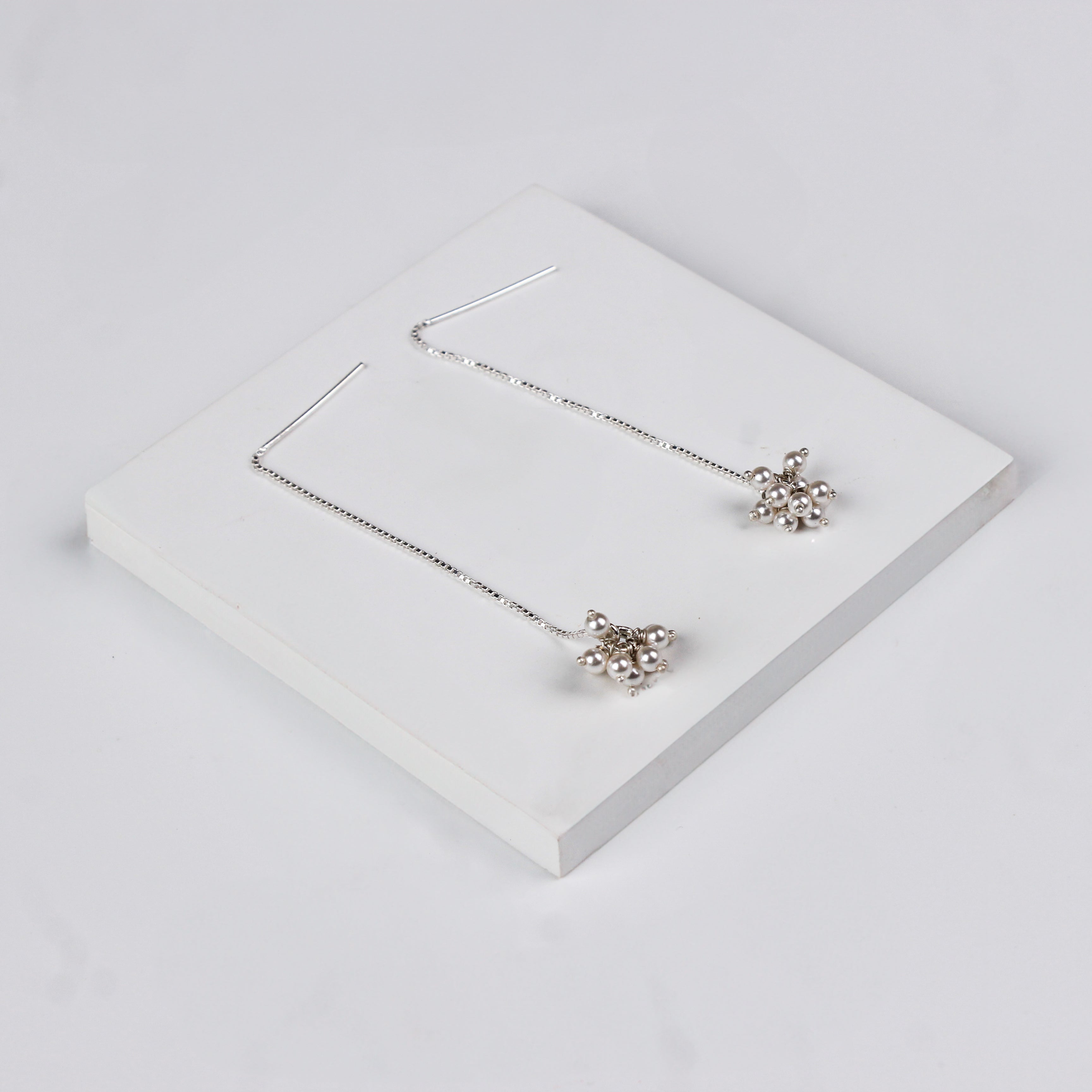 Sui Dhaaga Pearl Bunch Earrings