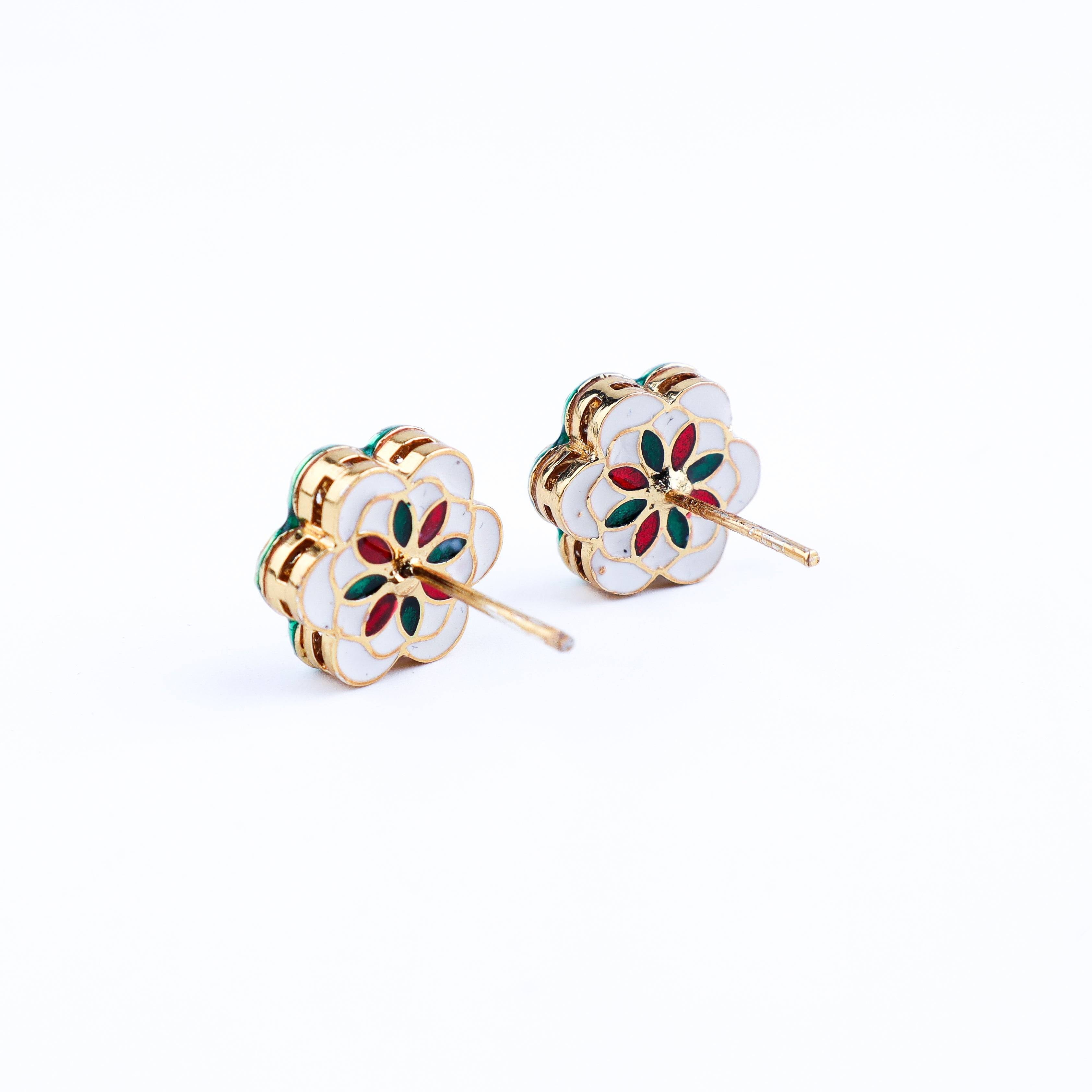 Angled view of 22K gold-plated fashion earring highlighting its elegant silhouette, structure, and polished gold finish
