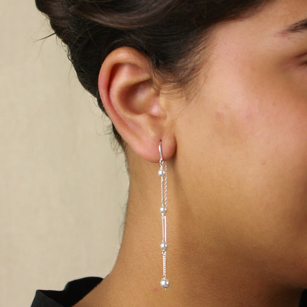 Silver Sui Dhaaga Earring