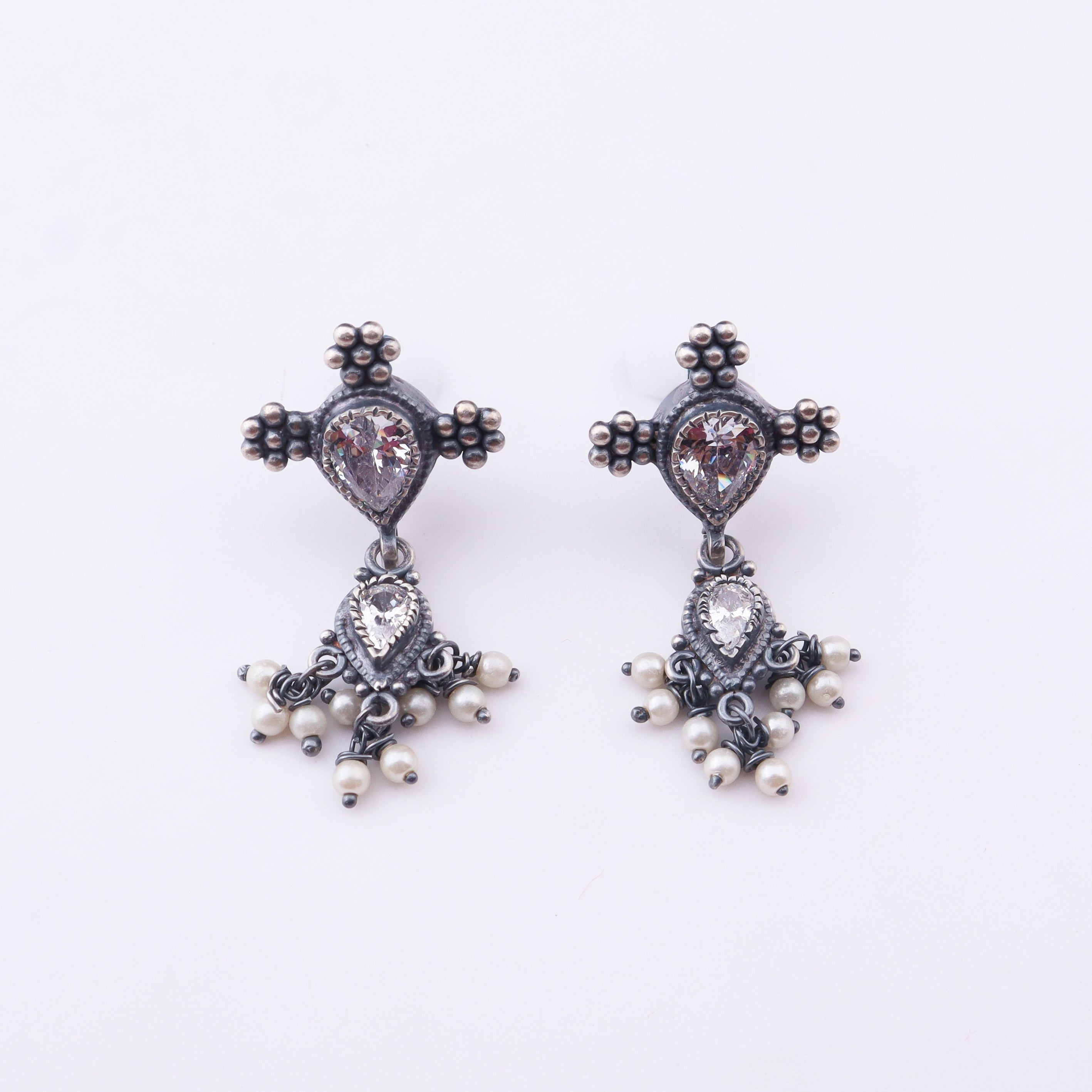 Silver CZ Kudi Tanmani Set with Pearls (3 Leaf)