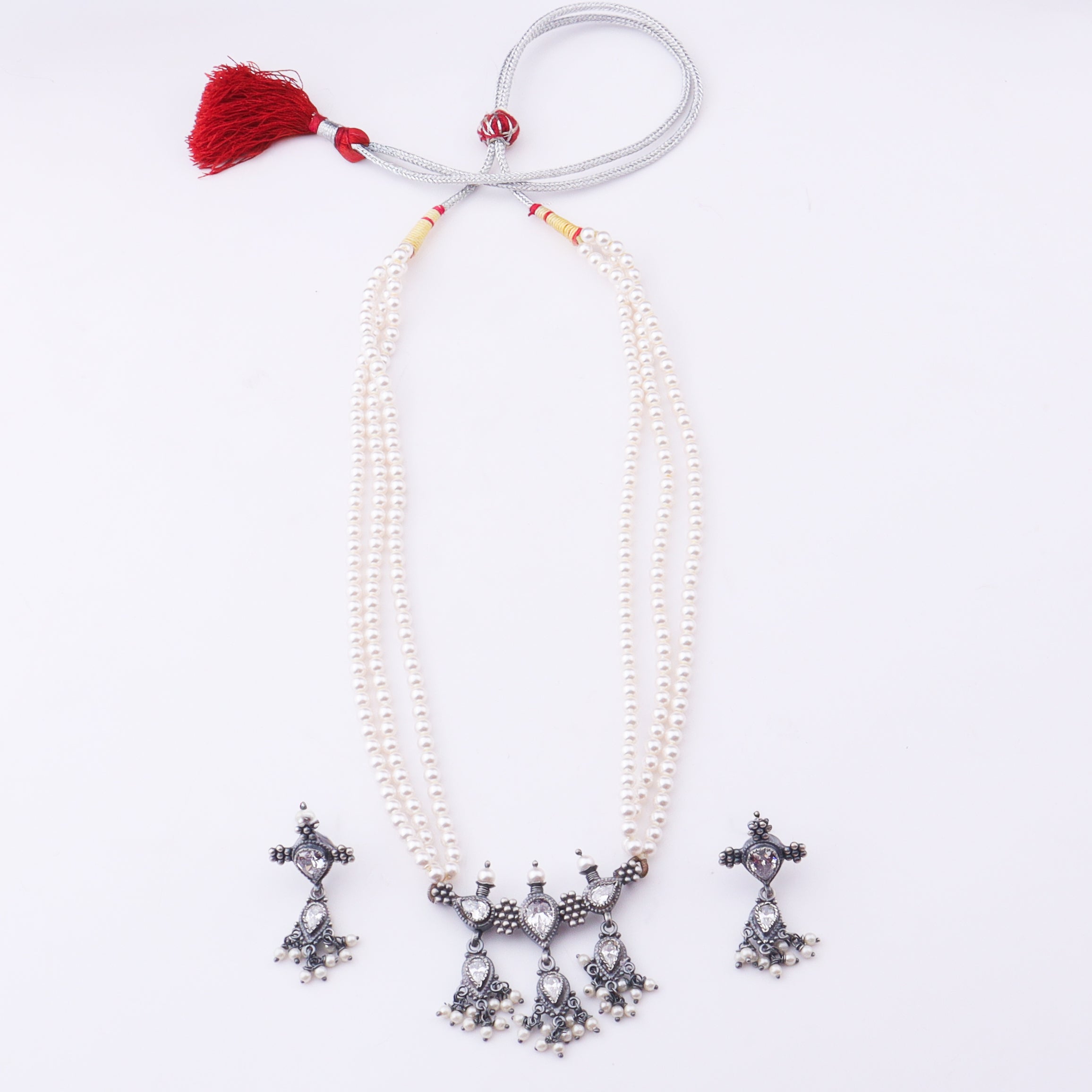 Silver CZ Kudi Tanmani Set with Pearls (3 Leaf)