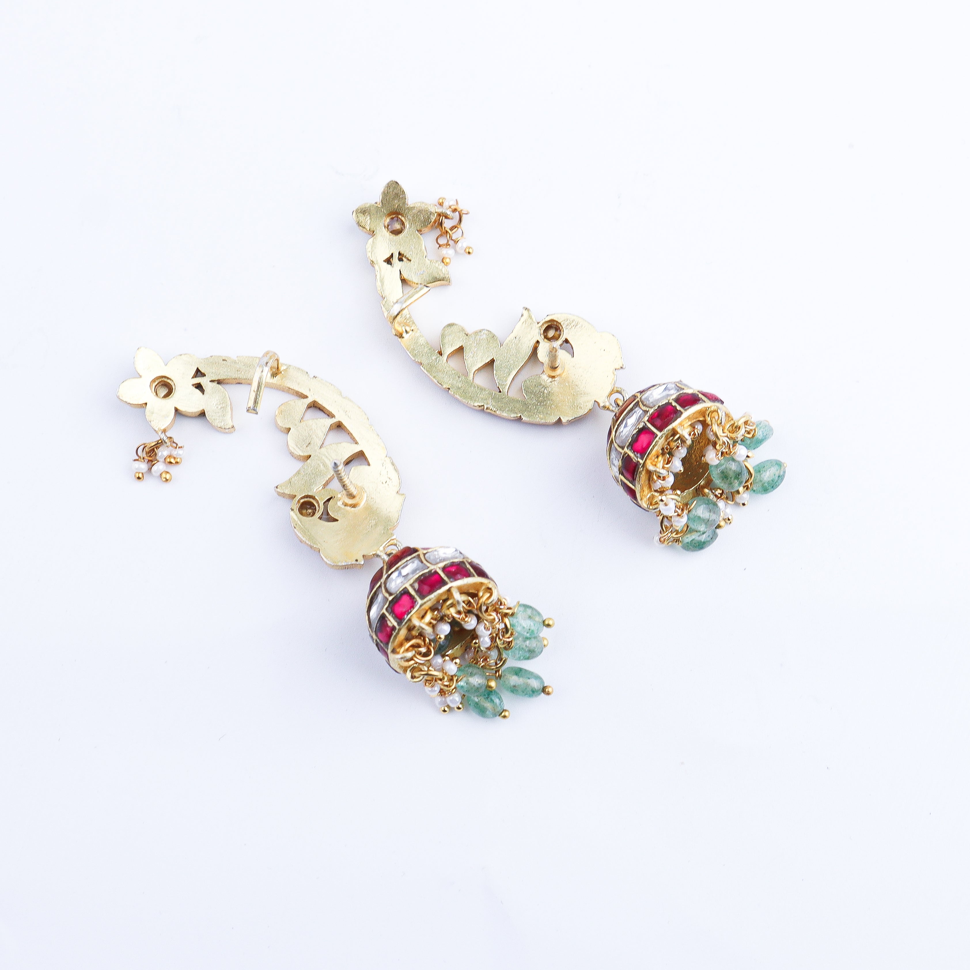 Angled view of 22K gold-plated fashion Earcuff highlighting its elegant structure and polished gold finish