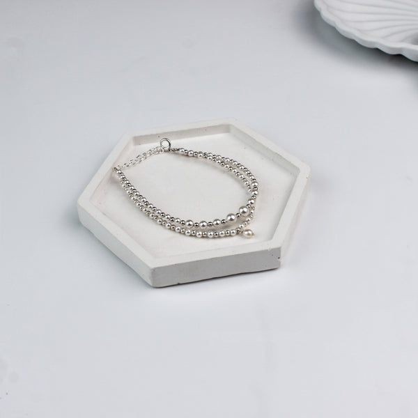 Dainty Layered Pearl Bracelet