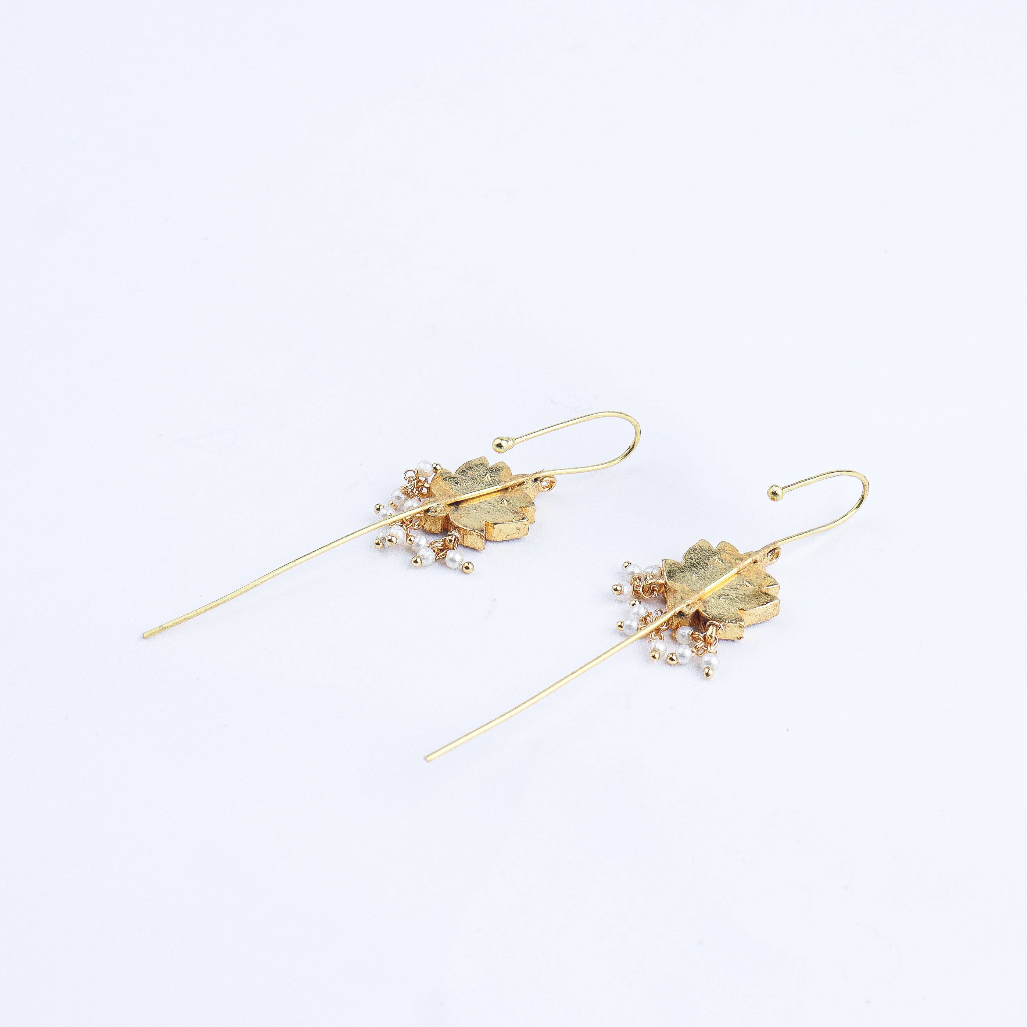 Angled view of 22K gold-plated fashion Ear cuff highlighting its elegant structure and polished gold finish