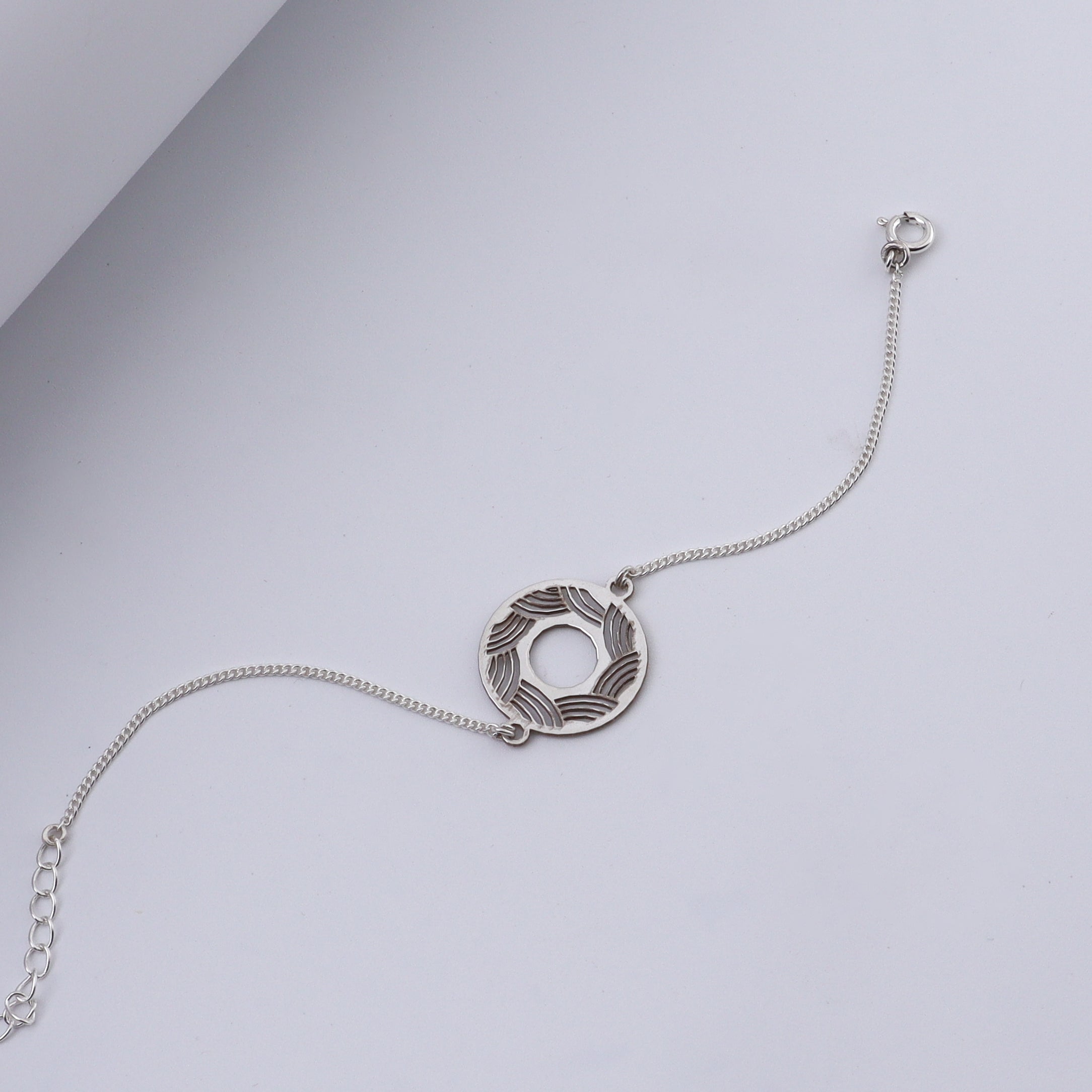 Silver Round Filigree Bracelet