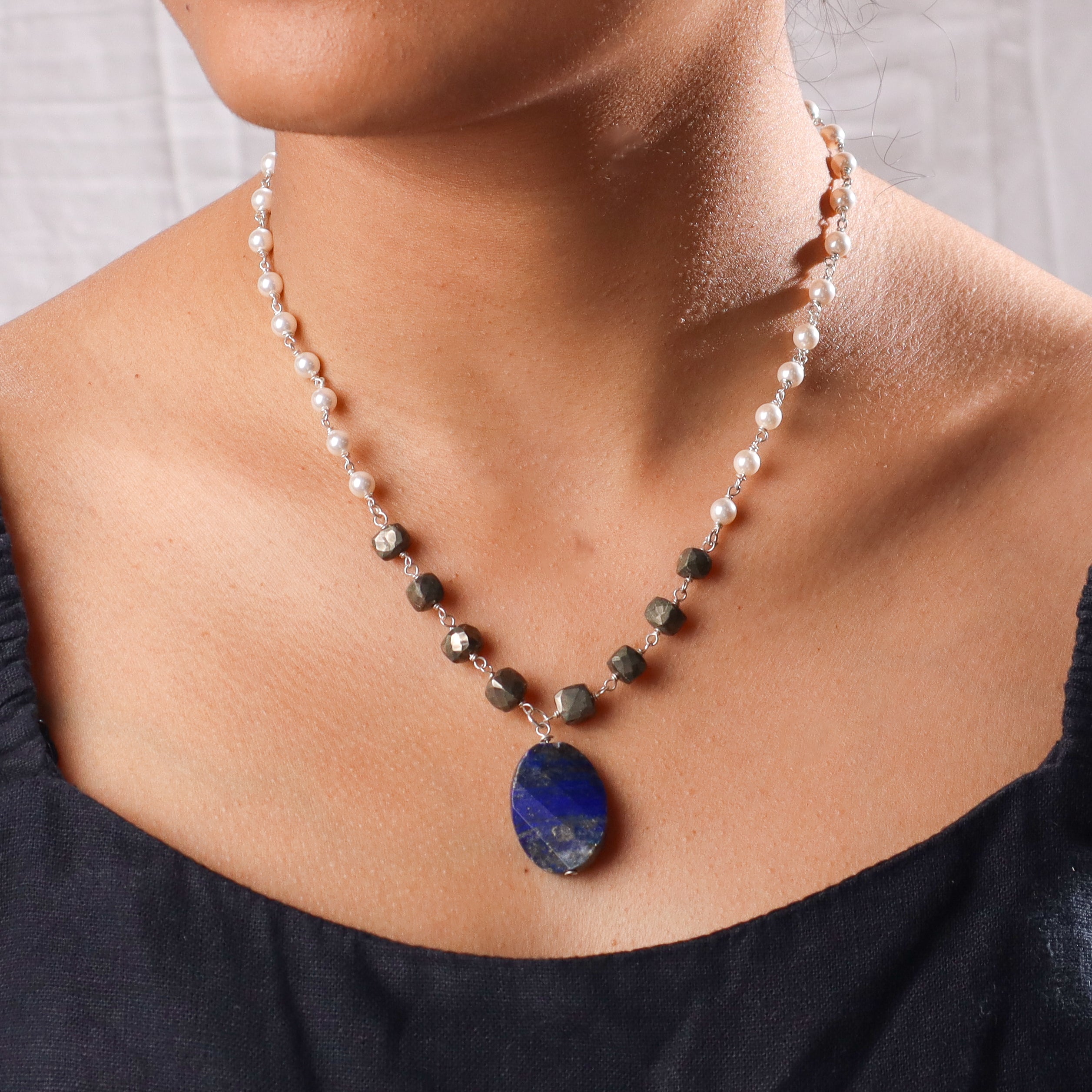 Multicolour Stone Necklace with Pearl Ganthan