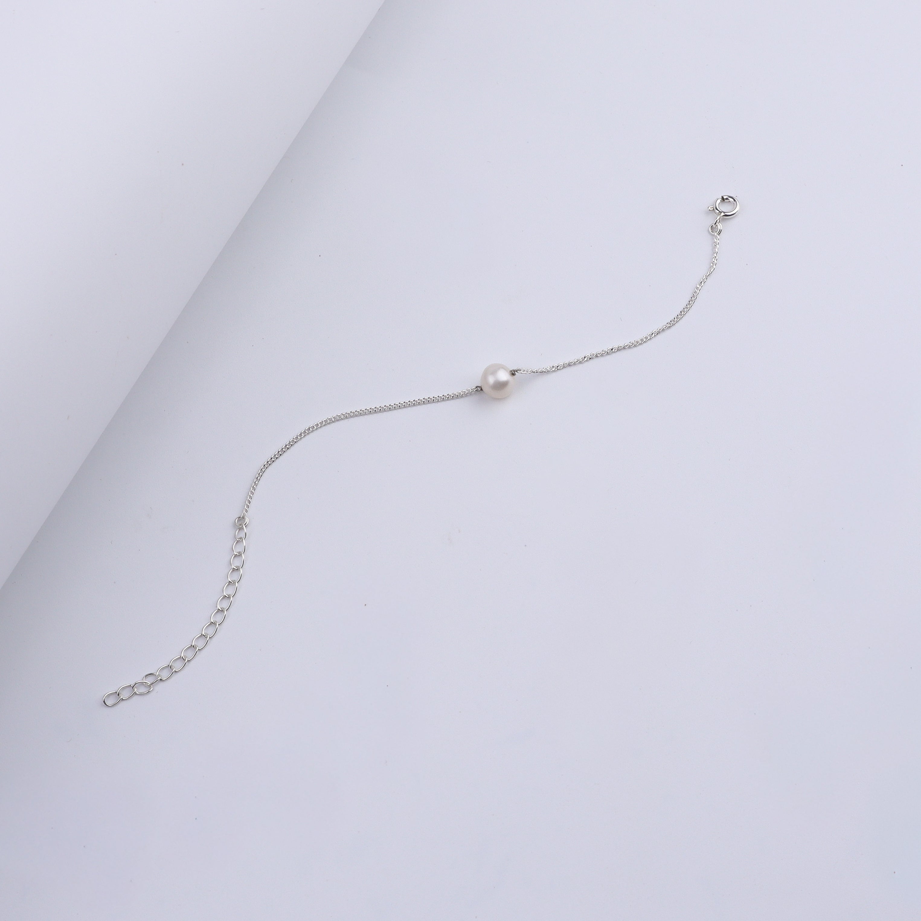 Classic Single Pearl Bracelet