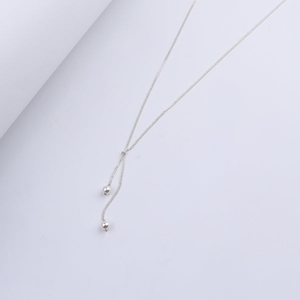 Dainty Dangling Pearl Necklace