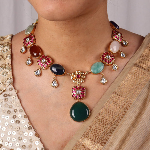 Model wearing 22K gold-plated fashion Set for a sophisticated and elegant jewelry look